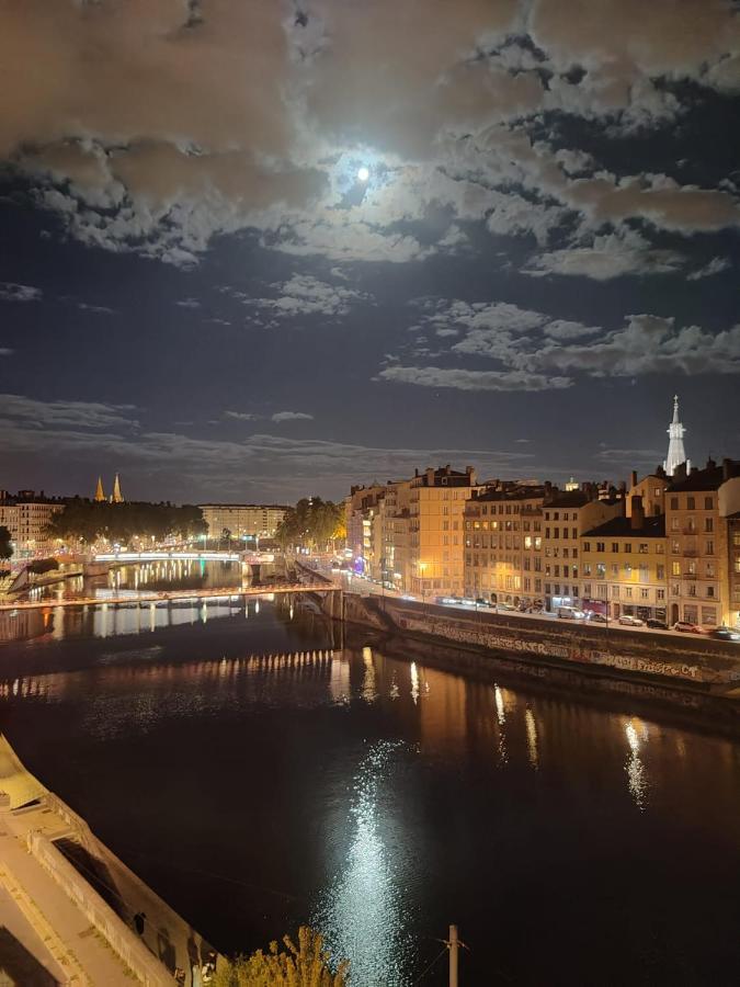 Appartement Haussmannien d’Artiste, exception, quai de Saône balcon+Parking Lião Exterior foto